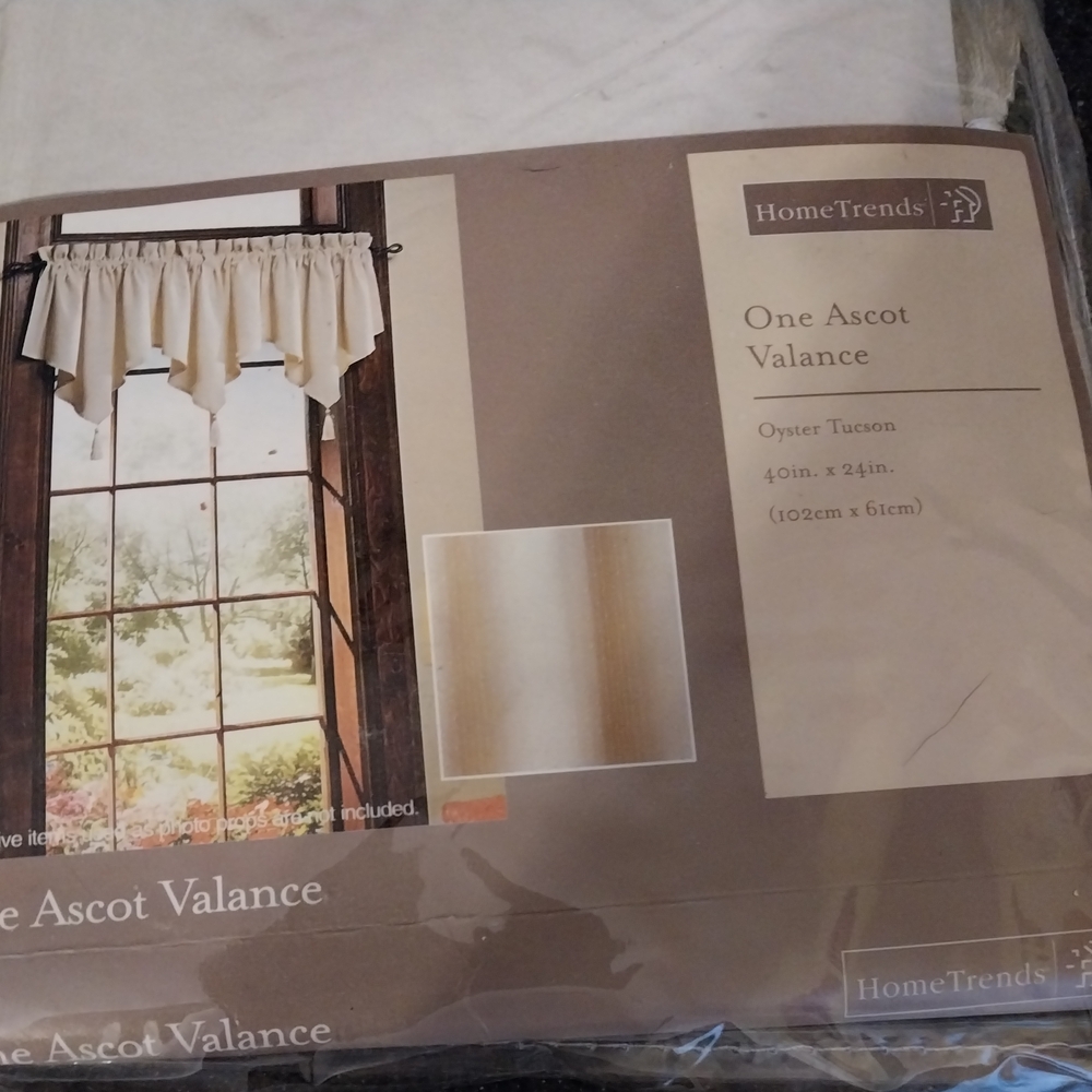 Cream Ascot Valance (Set Of Two)